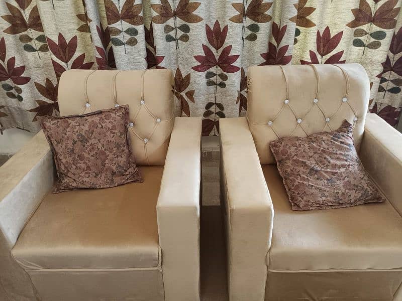 Brand new 5 seater sofa set in good condition 13