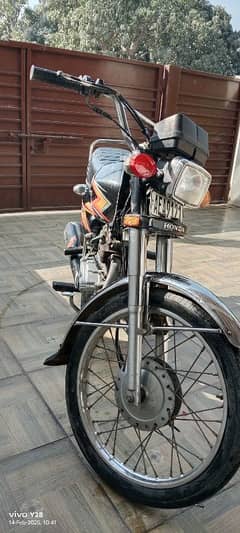 Honda CG 125, First Hand used, No long tour, only used for Dhai,Sabzi,