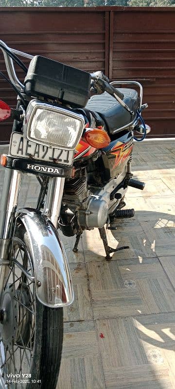 Honda CG 125, First Hand used, No long tour, only used for Dhai,Sabzi, 2