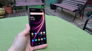 ONEPLUS 8 DUAL SIM 8GB 128GB 10/10 ORIGINAL SPOTLESS CURVED SCREEN.