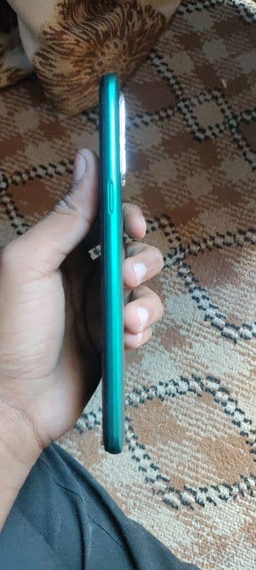 realMe 5i For Sale 2