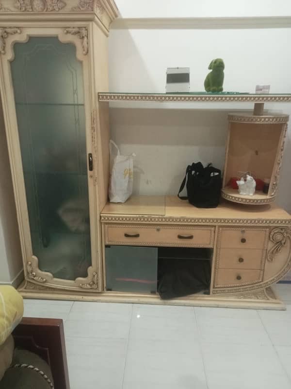 selling my old furniture 1