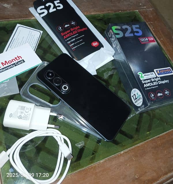 iTel s25 complete box 12gb ram 128gb rom 1