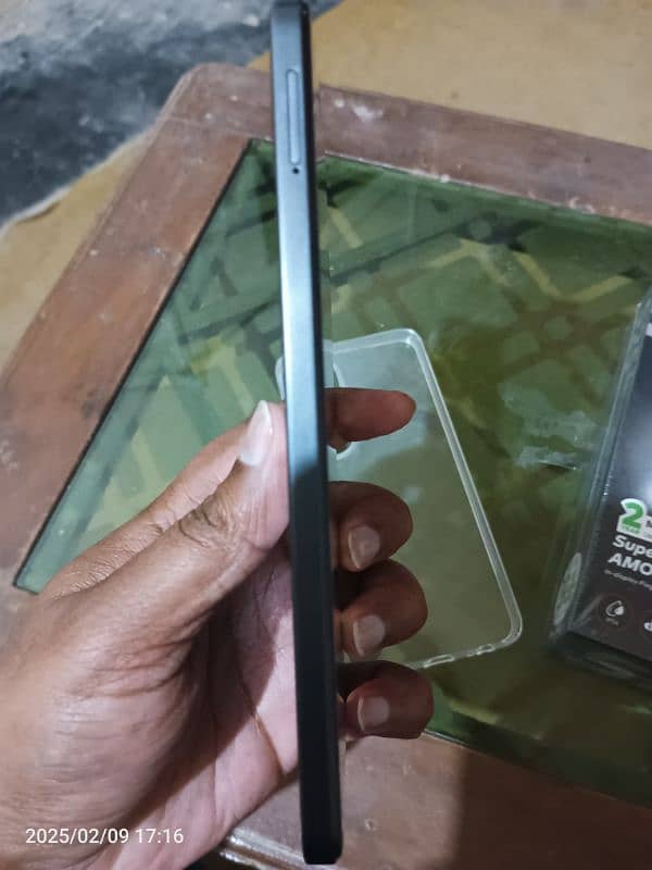 iTel s25 complete box 12gb ram 128gb rom 5