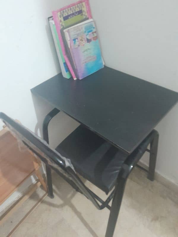 study table for sale . 3