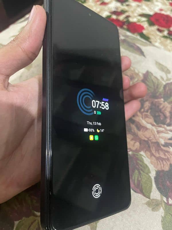 Tecno Camon 20 8/256 with box In display finger 1