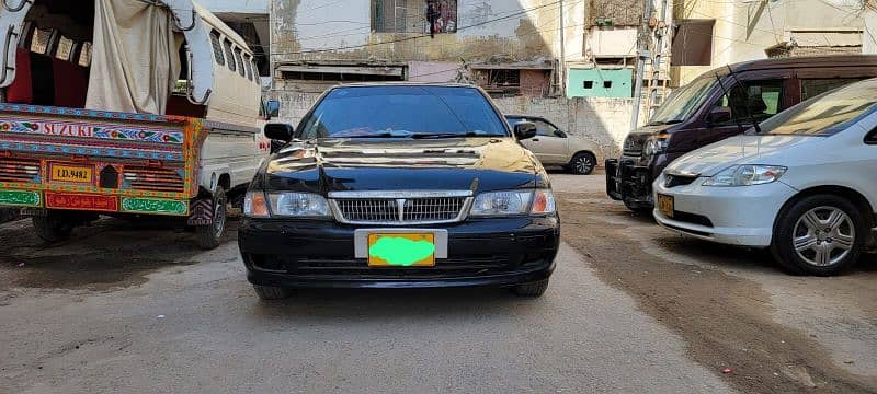 Nissan Sunny 2000 17