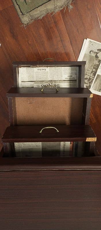 Sleek Office Study Table 4