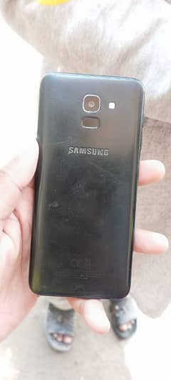 Samsung j6 (3/32) 03054131930 call WhatsApp