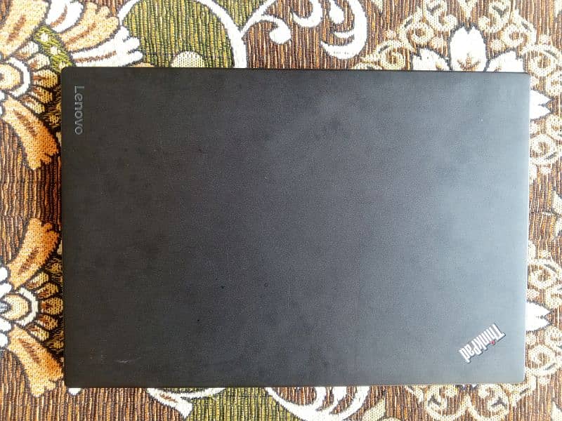 Lenovo Thinkpad x270 Core i5 6th Gen 8GB Ram/128GB SSD(Touch Screen) 8