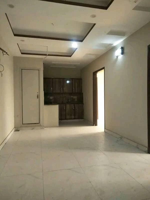 5 Marla Flat For Rent in Chinnar Bagh Raiwind Road Lahore 1