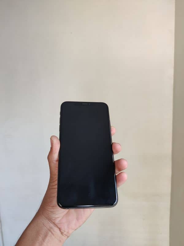 iphone xs max 1