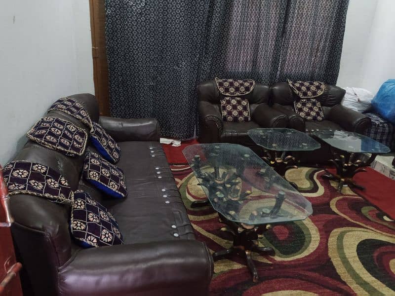 chiniot Furniture complete set in very good condition for sale. 2