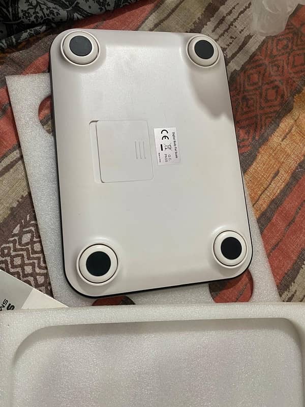 USA imported Smart weight machine or smart scale 6