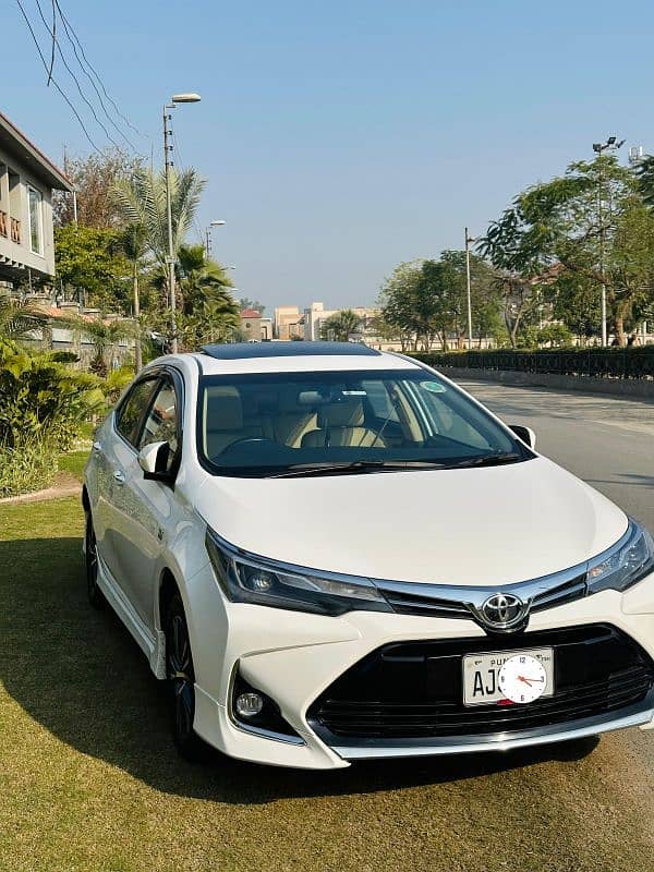 Toyota Corolla Altis x Grande 2022 3