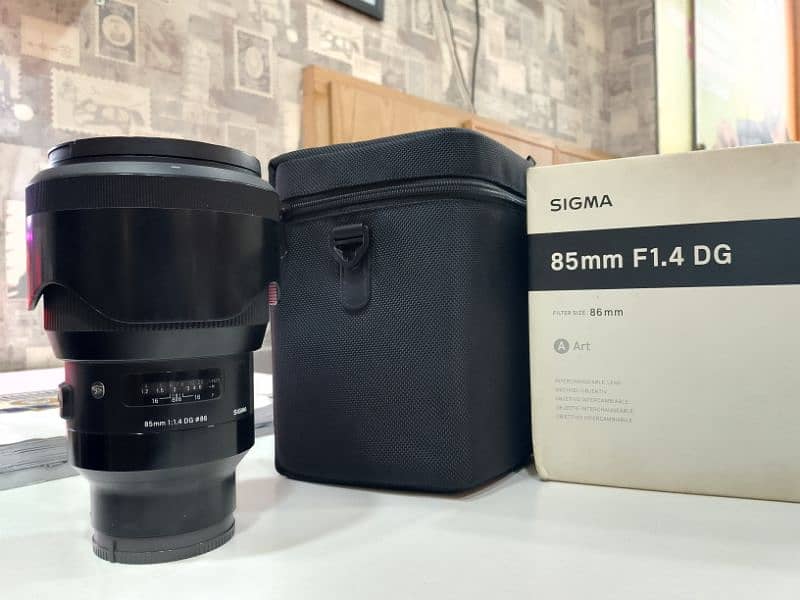 Sigma 85mm f/1.4 DG Art (Sony) 1