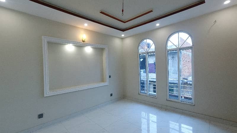 A Centrally Located House Is Available For Sale In Lahore 15