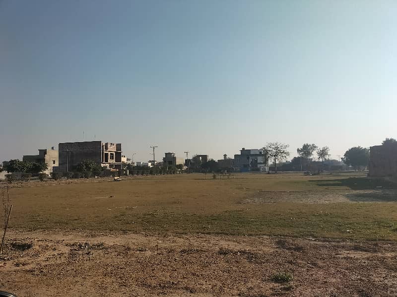 1kanal Plot for sale in Atomic Energy Society Lahore 9