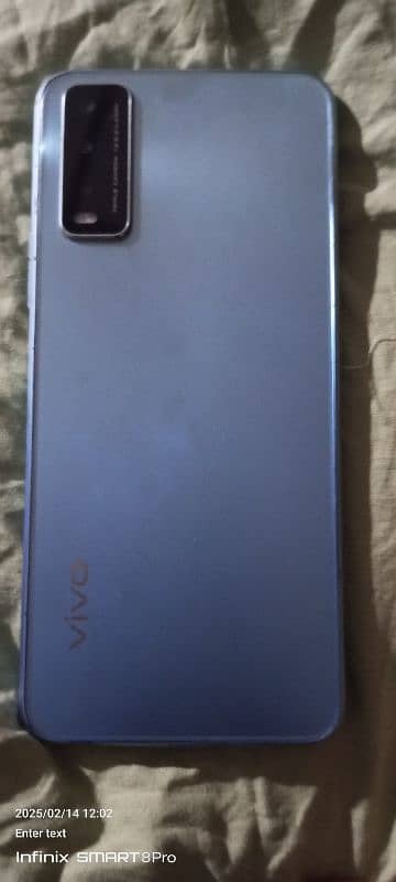 vivoy20 with box  . no charger 8