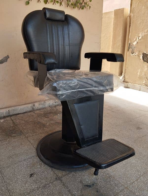 New Salon Chair for sale at a cheap price 1