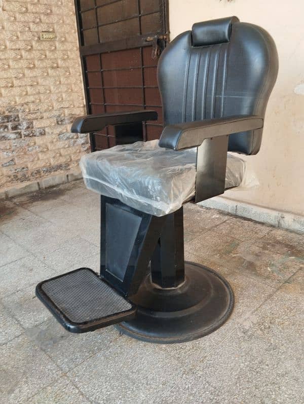 New Salon Chair for sale at a cheap price 2