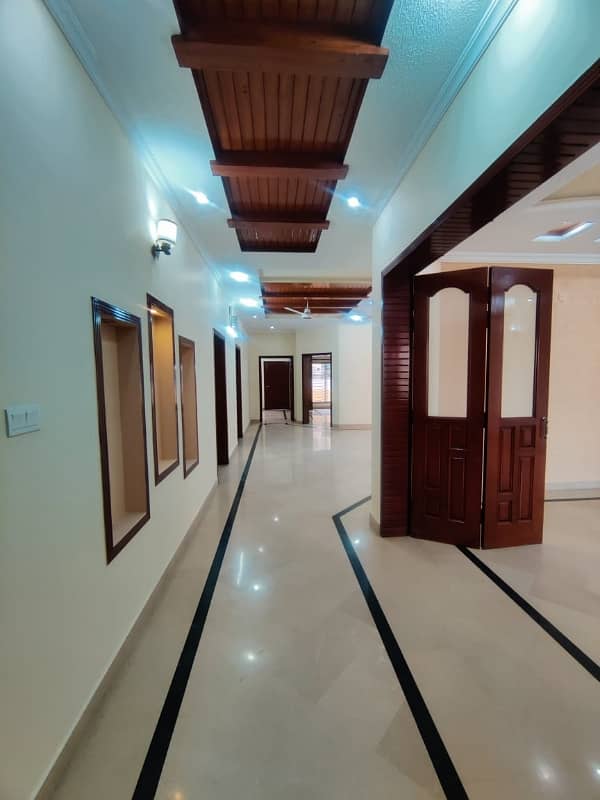 Upper Portion For Rent In F15 Water Gas Electricity All Facilities Near To Markaz Masjid Park Best Location More Five Options Available 6