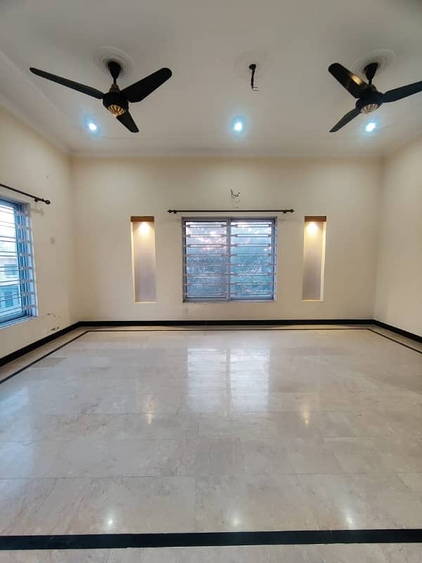 Upper Portion For Rent In G15 Size 12 Marla Water Gas Electricity All Facilities Near To Markaz Masjid Park Best Location More Five Options Available 7