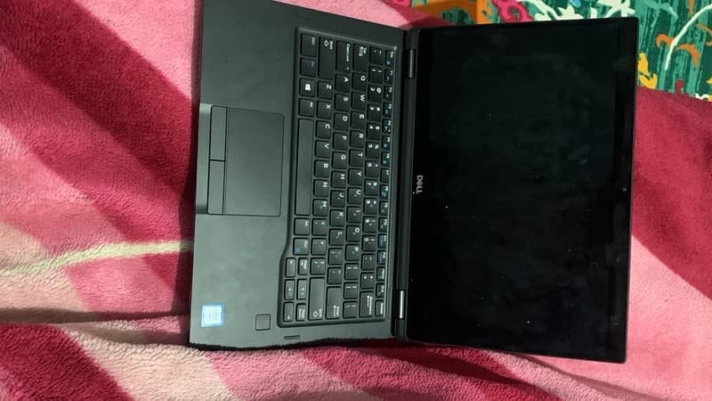 Dell Latitude 7390 2-in-1  Core-i5-8Gen 2