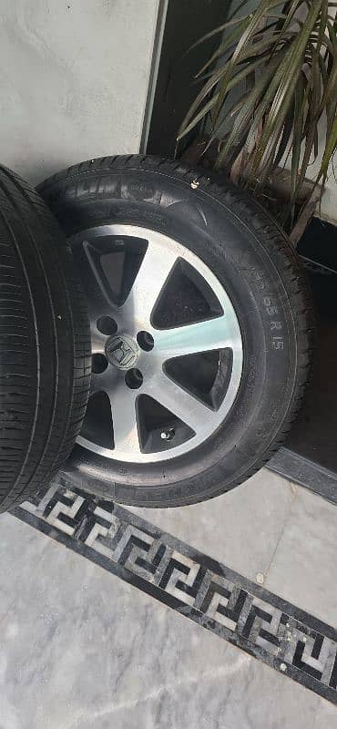 Michellin Tyre with Rim 3