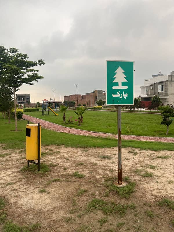 Your Search Ends Right Here With The Beautiful Residential Plot In Lyallpur Avenue At Affordable Price Of Pkr Rs. 3500000 6