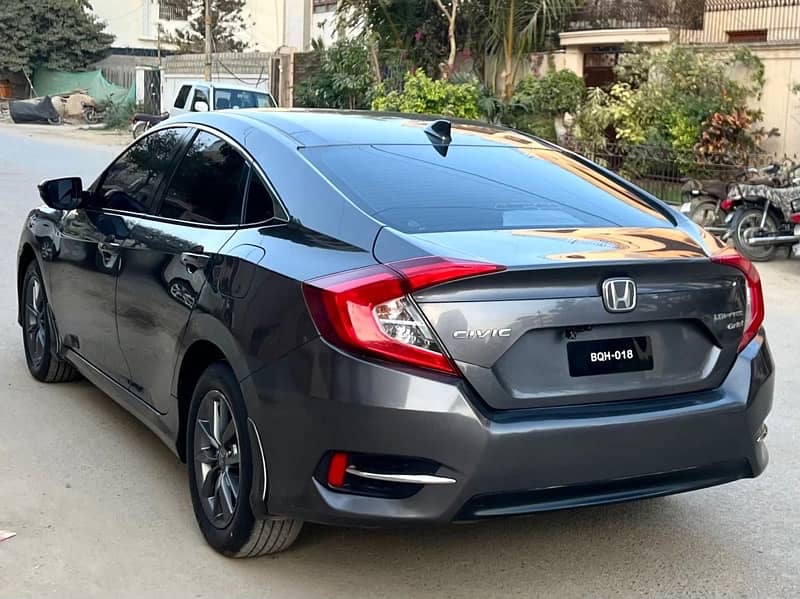 Honda Civic Oriel 2019 New shape 5