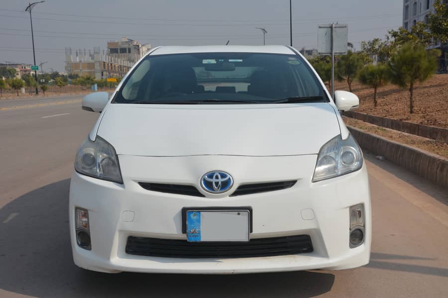 Toyota Prius 2011 S touring 1.8 Hybrid 0