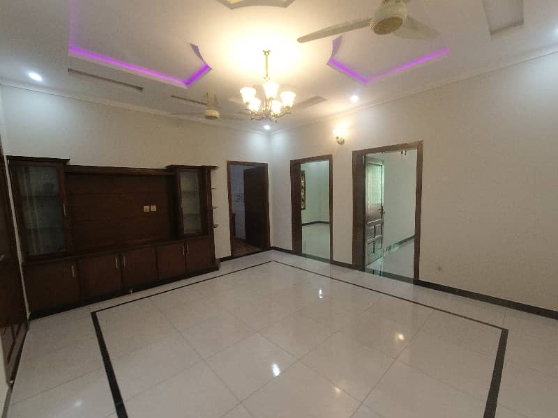 30 X 60 Double Storey House For Sale 14