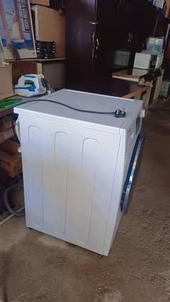 HAIER INVERTER WASHING MACHINE 10 KG