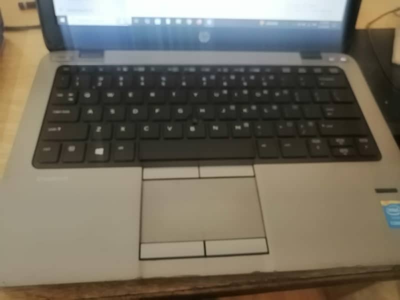 Hp Elite Book 820 0