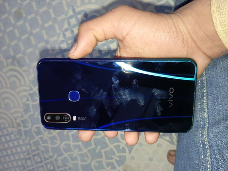 vivo y15 mint condition 4/64 ram 2