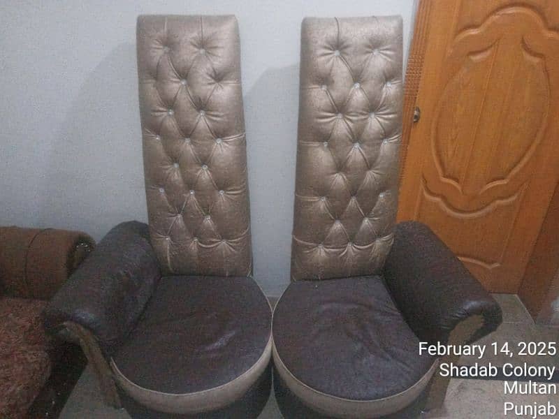 2 single seat sofa chair 3