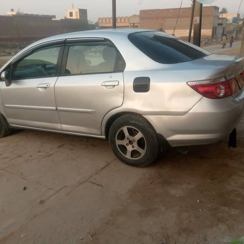 Honda City IDSI 2006 3