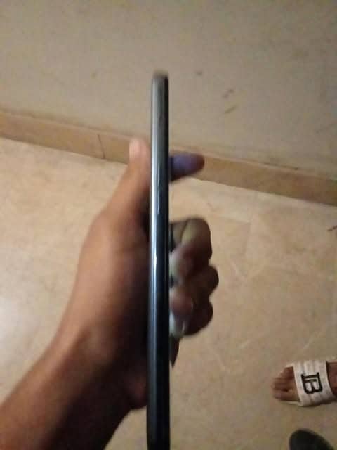 ONE PLUS N200 4 64 gb 2