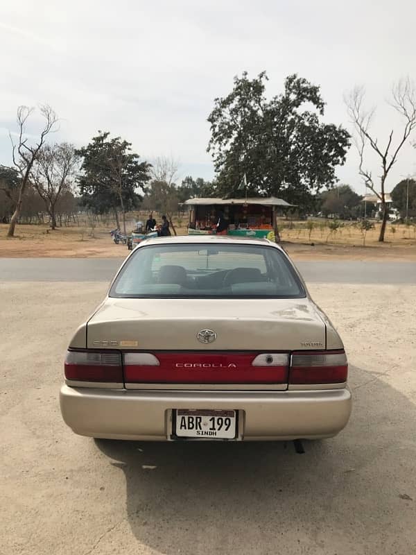 Toyota Corolla 2.0 D 1998 5