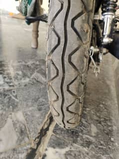 Bike tire 125 Yamaha 125 dx