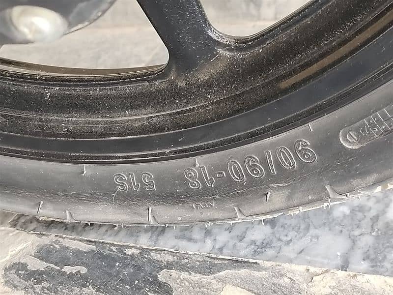 Bike tire 125 Yamaha 125 dx 5