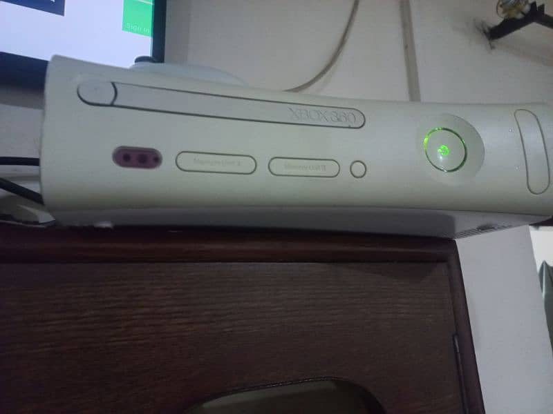 xbox360 all ok urgent sale 4