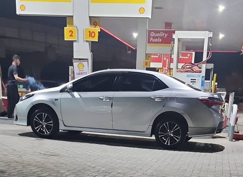 Toyota Corolla Altis 2021 5