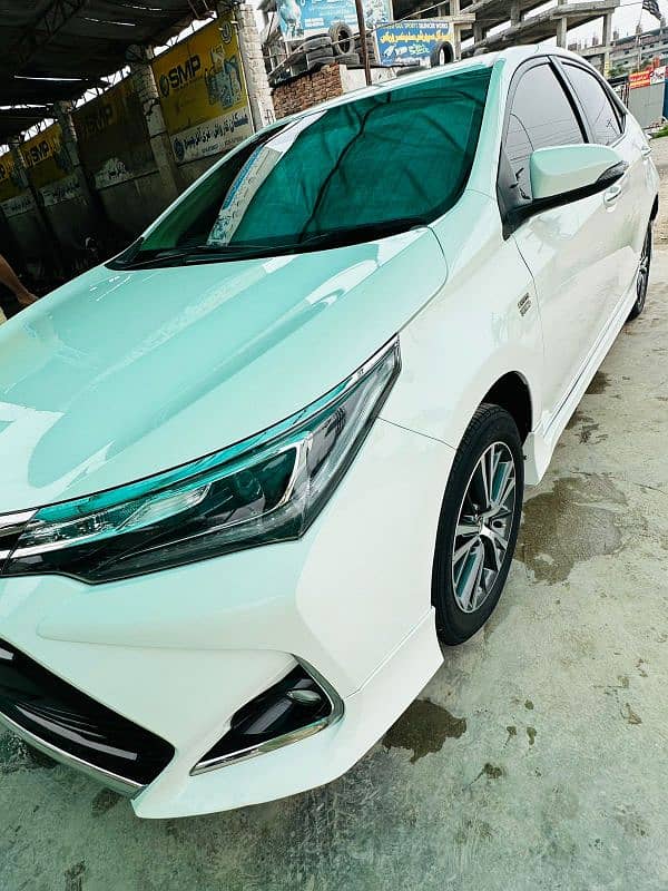 Toyota Corolla Altis X 2023 1