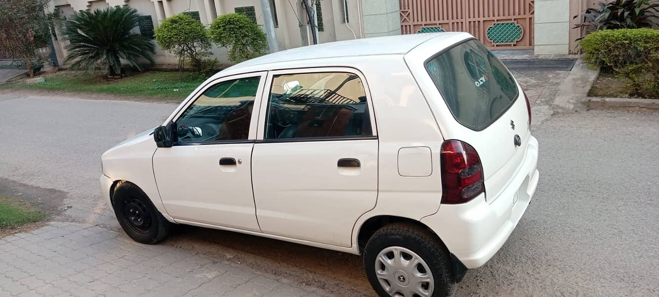 Suzuki Alto 2011 5