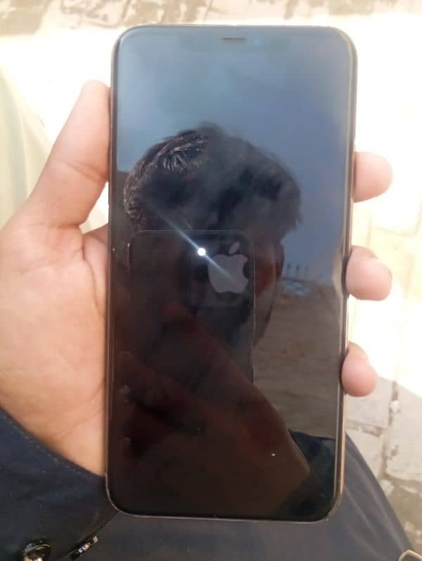 iPhone 11 pro max 512gb 4