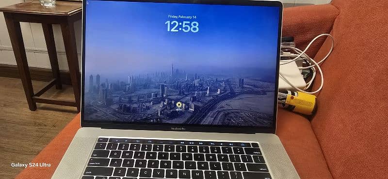 Macbook pro 16 inch 2019 for sale 2