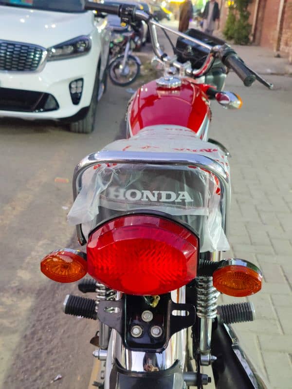 Honda CG 125cc 23model 4