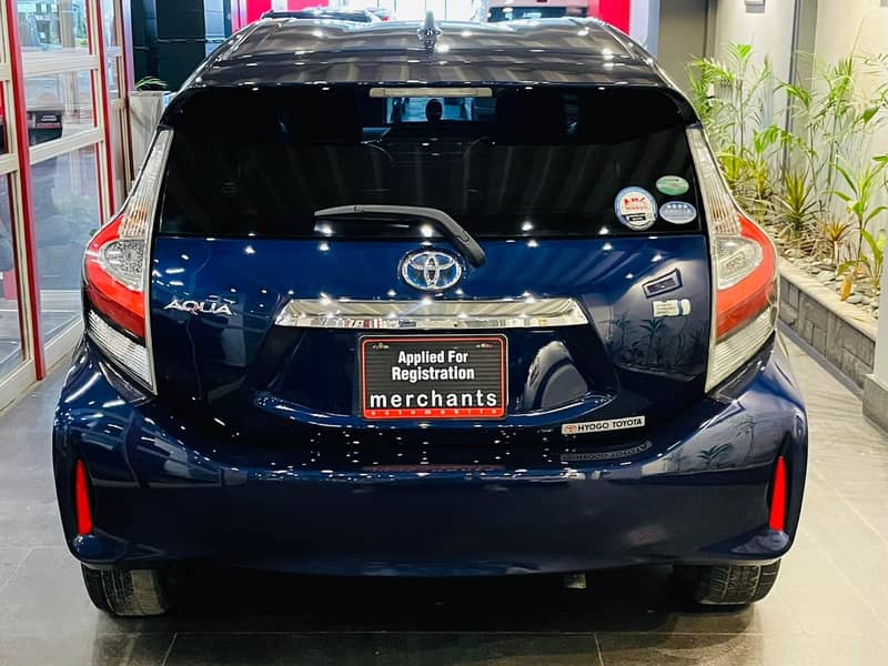 TOYOTA AQUA 2018 HYBRID 14